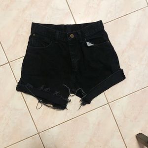 Black wrangler vintage high waisted jean shorts